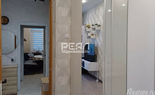 Продажа 2-комн квартиры на вторичном рынке улица Возрождения,  д. 7/25