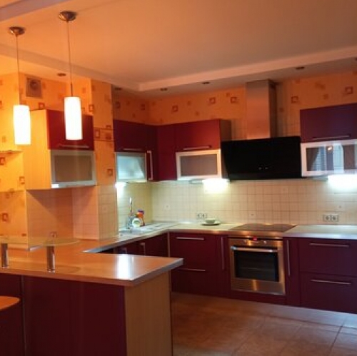 3-комн квартира Кириши г, Ленина пр-кт,  д. 47