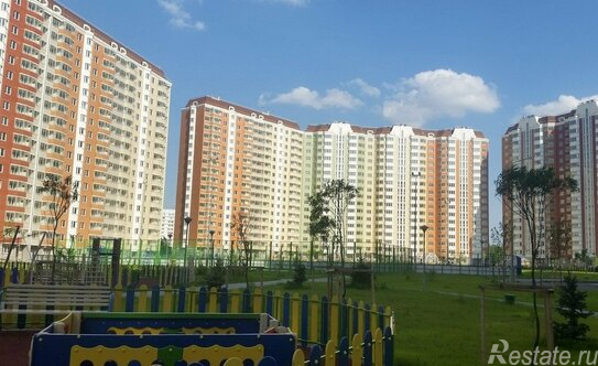 Аренда 1-комн квартиры на вторичном рынке ул Авиаторов,  д. 5,  к. 2