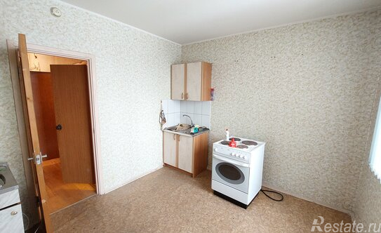 Продажа 3-комн квартиры на вторичном рынке Болшево, улица Исаева,  д. 9