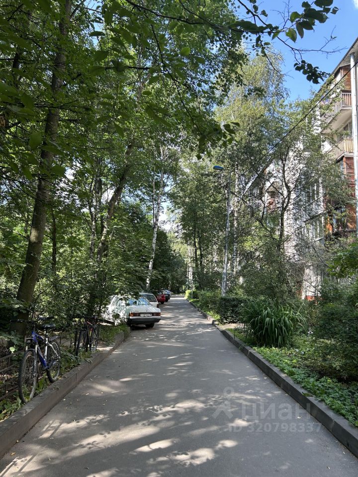 Аренда 1-комн квартиры на вторичном рынке проспект Космонавтов, 86К1