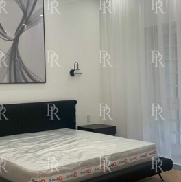 Продажа 5-комн квартиры на вторичном рынке ул Ефремова,  д. 19,  к. 1