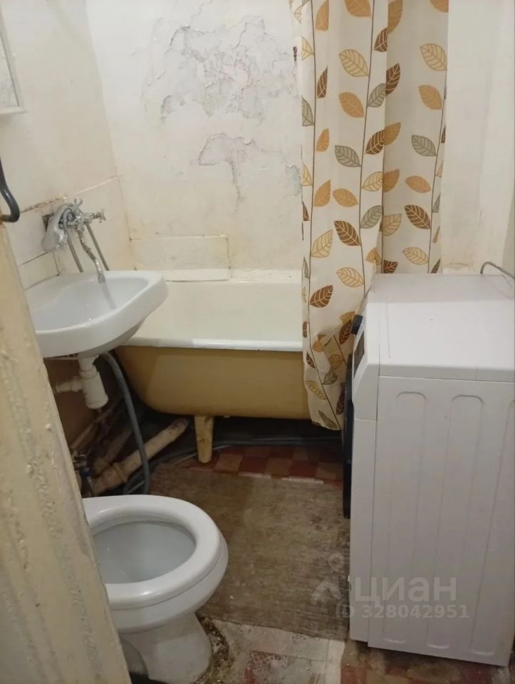 Продажа 1-комн квартиры на вторичном рынке Краснодонская улица, 25