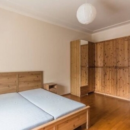 Продажа 4-комн квартиры на вторичном рынке улица Крымский Вал,  д. 4