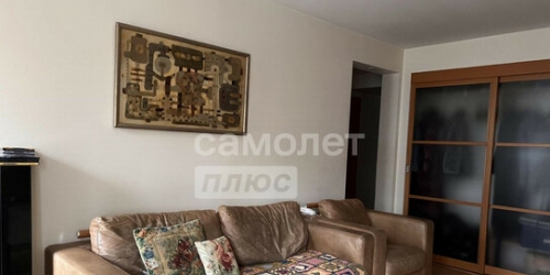 3-комн квартира ул Артамонова,  д. 12,  к. 2