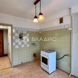 Продажа 1-комн квартиры на вторичном рынке ул Бестужевская,  д. 31,  к. 1