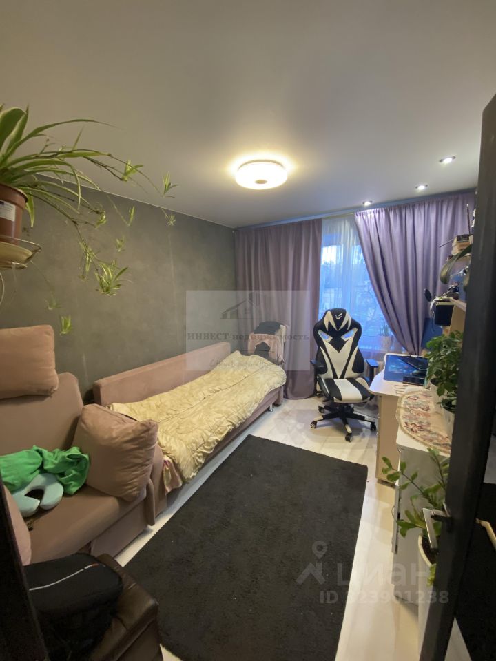 Продажа 3-комн квартиры на вторичном рынке Наро-Фоминск, улица Комсомольская, 6