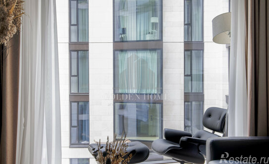 Продажа 2-комн квартиры на вторичном рынке набережная Адмирала Лазарева,  д. 22 с1