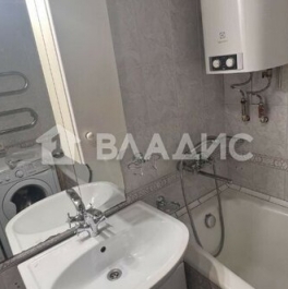 Продажа 3-комн квартиры на вторичном рынке Подольск г, Климовск мкр, Индустриальная ул,  д. 9