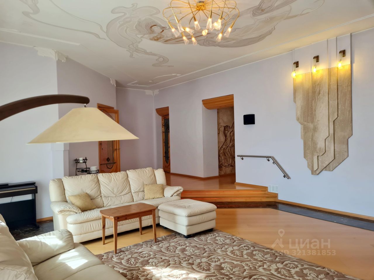 Продажа 6-комн квартиры на вторичном рынке 4-я Советская улица, 8