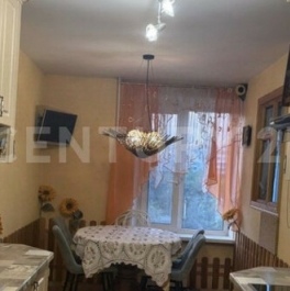 Продажа 3-комн квартиры на вторичном рынке Челябинская улица,  д. 25