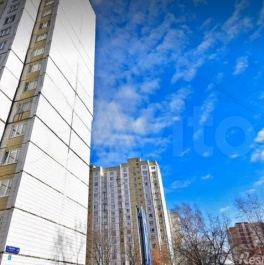 Продажа 1-комн квартиры на вторичном рынке Весенняя улица,  д. 18