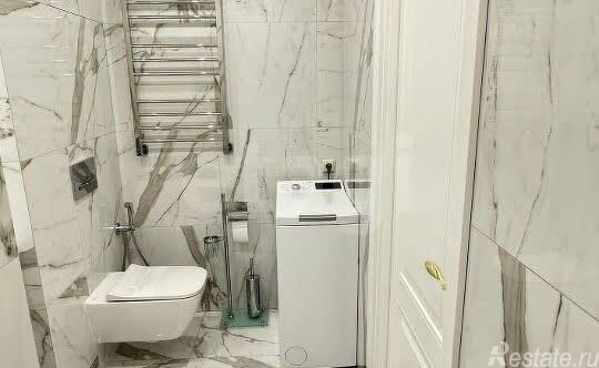 Продажа 2-комн квартиры на вторичном рынке ул Раменки,  д. 31