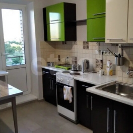 Продажа 1-комн квартиры на вторичном рынке Славы пр-кт,  д. 40,  к. 1