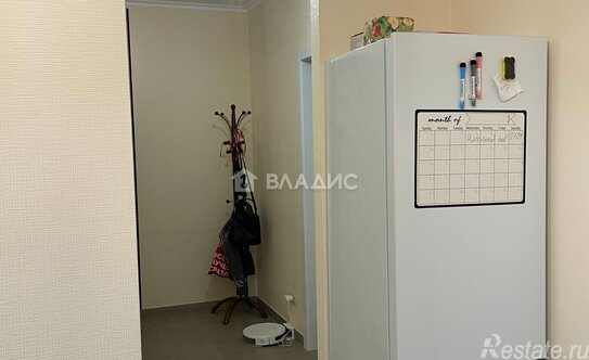 Продажа 1-комн квартиры на вторичном рынке улица Поляны,  д. 9