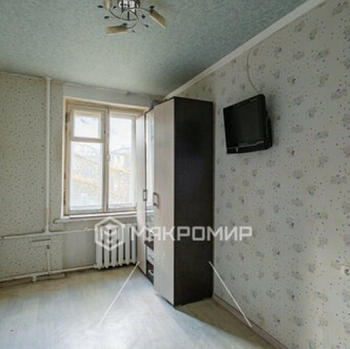 5-комн квартира улица Танкиста Хрустицкого,  д. 116