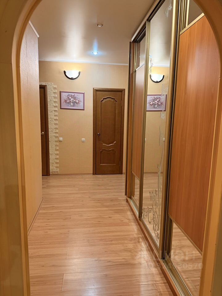 Продажа 4-комн квартиры на вторичном рынке Сергиев Посад, проспект Красной Армии, 238