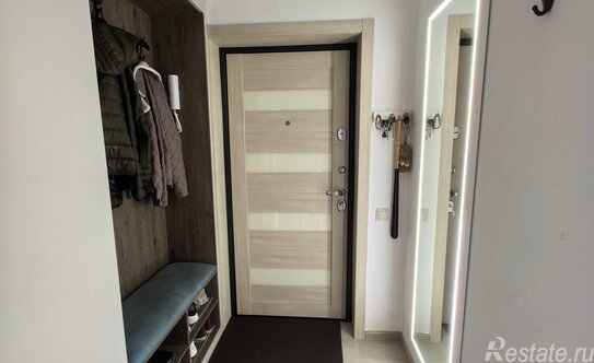 Продажа 2-комн квартиры на вторичном рынке Чёрная, ул Садовая,  д. 15,  к. 2