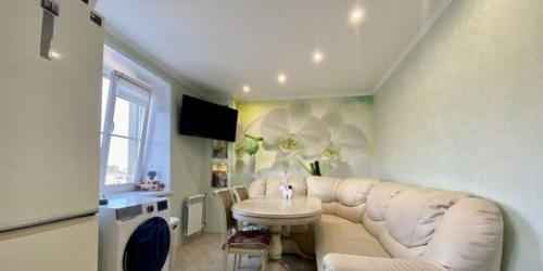 2-комн квартира Онежская ул,  д. 30