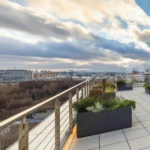 5-комн квартира улица Советской Армии, 6