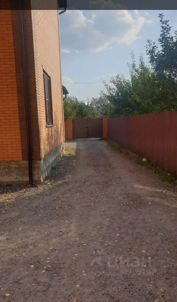 Продажа 2-комн квартиры на вторичном рынке Чехов, Березовая улица, 5А