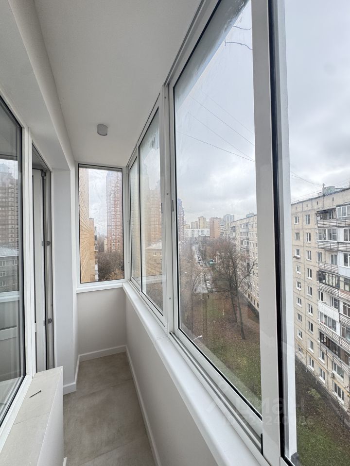 Продажа 2-комн квартиры на вторичном рынке улица Маршала Бирюзова, 13