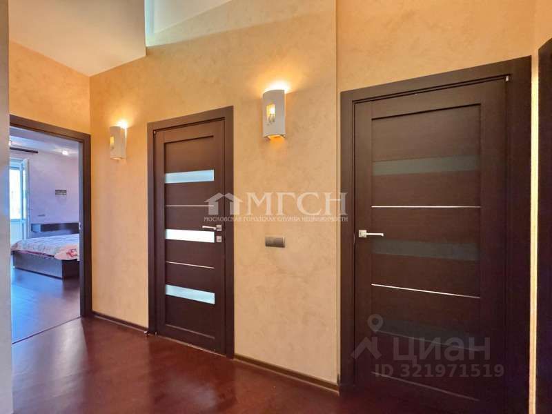 Продажа 3-комн квартиры на вторичном рынке Ярцевская улица, 27к1