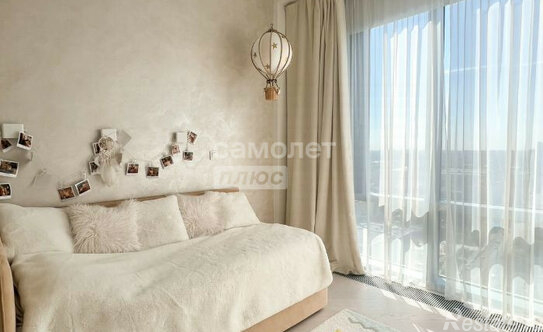 Продажа 4-комн квартиры на вторичном рынке Мосфильмовская улица,  д. 8