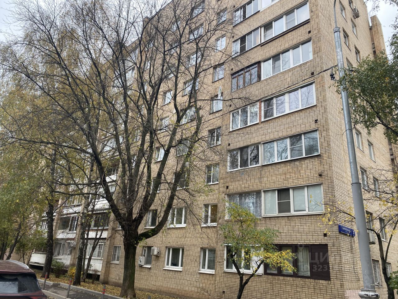 Продажа 3-комн квартиры на вторичном рынке Бирюлевская улица, 37К3