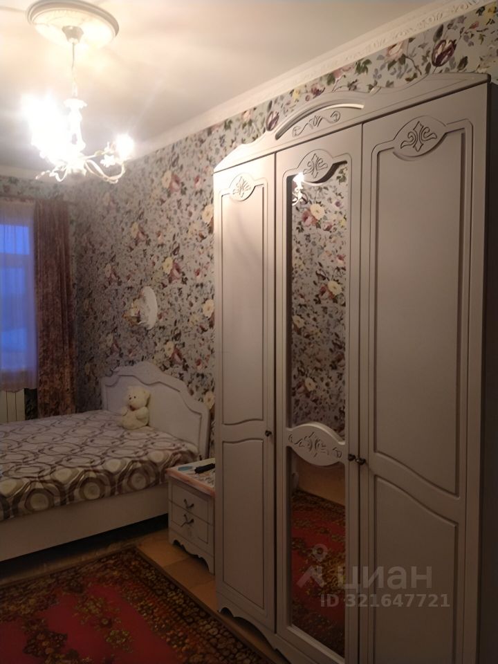 Аренда 2-комн квартиры на вторичном рынке Кашира, улица Генерала Баранова, 23