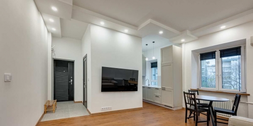 2-комн квартира Панфиловский пер., 3