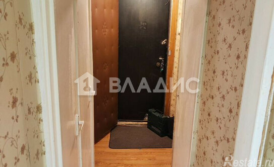 Продажа 1-комн квартиры на вторичном рынке улица Композиторов,  д. 20 к1