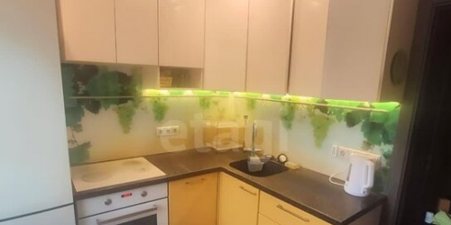 3-комн квартира Вильнюсская улица,  д. 4