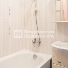Продажа 1-комн квартиры на вторичном рынке Туристская ул