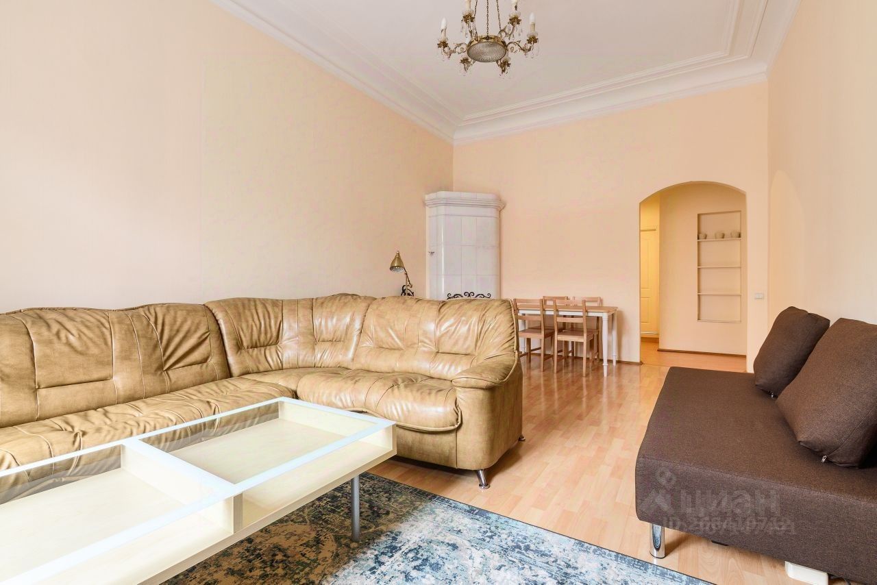 Аренда 4-комн квартиры на вторичном рынке Стремянная улица, 13