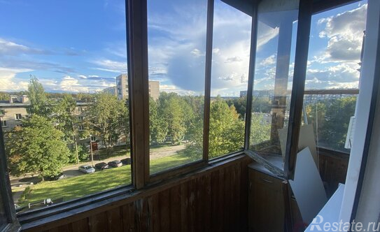 Продажа 2-комн квартиры на вторичном рынке Красное Село г, Кингисеппское ш,  д. 10 к1