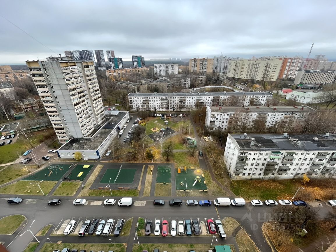 Продажа 3-комн квартиры на вторичном рынке Одинцово, улица Маршала Жукова, 23к2
