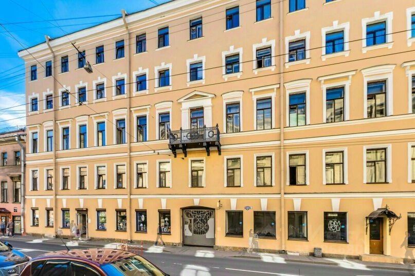 Продажа 3-комн квартиры на вторичном рынке Гороховая улица, 23