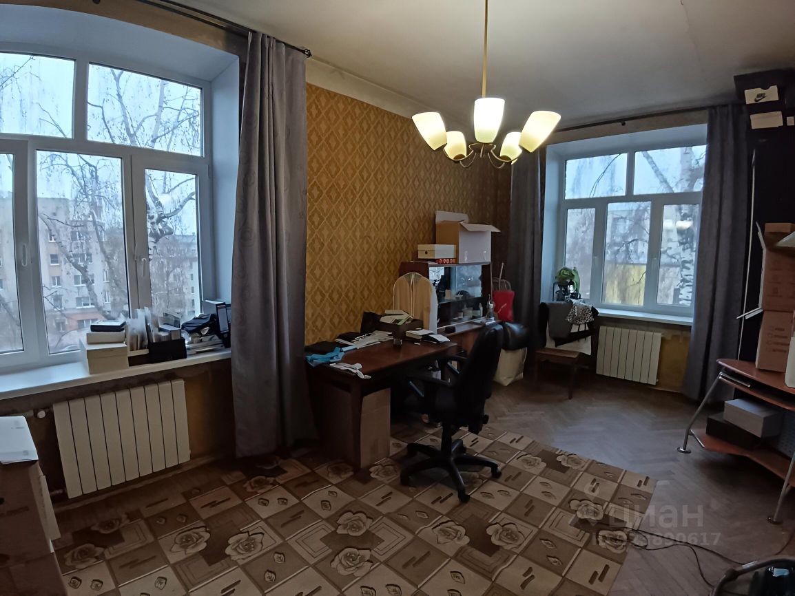 Продажа 2-комн квартиры на вторичном рынке Колпино, проспект Ленина, 38