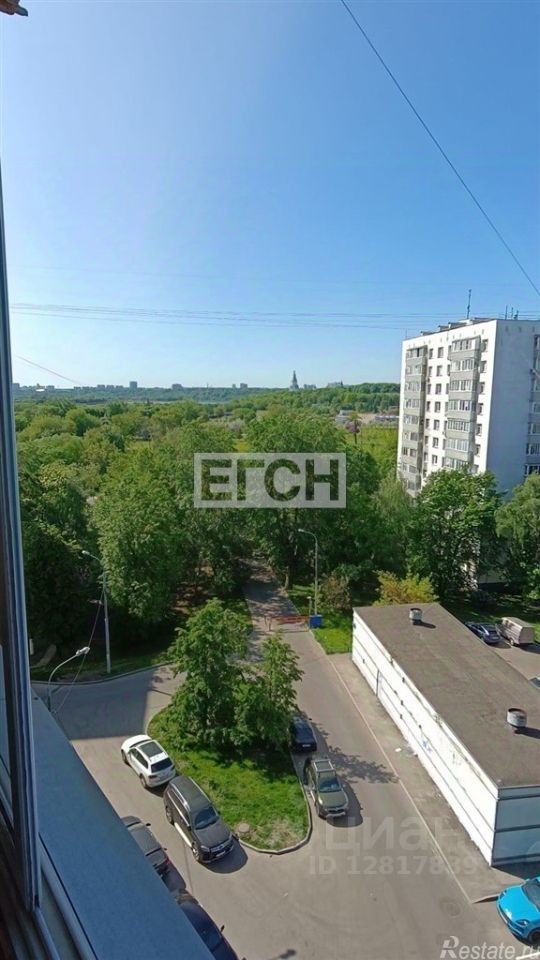 Продажа 2-комн квартиры на вторичном рынке улица Новинки,  д. 25