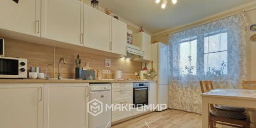 2-комн квартира Красносельское шоссе,  д. 18,  к. 1