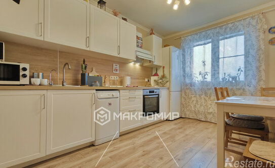 Продажа 2-комн квартиры на вторичном рынке Красносельское шоссе,  д. 18,  к. 1