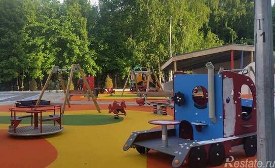 Продажа 2-комн квартиры на вторичном рынке ул Базовская,  д. 15,  к. 3