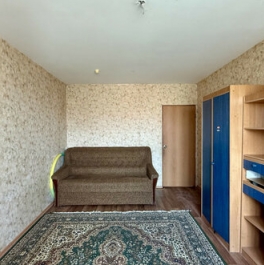Продажа 3-комн квартиры на вторичном рынке Красное Село г, Спирина ул,  д. 5,  к. 1