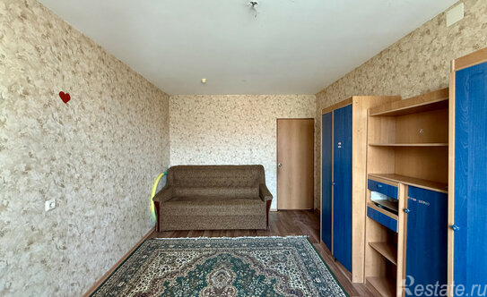 Продажа 3-комн квартиры на вторичном рынке Красное Село г, Спирина ул,  д. 5,  к. 1