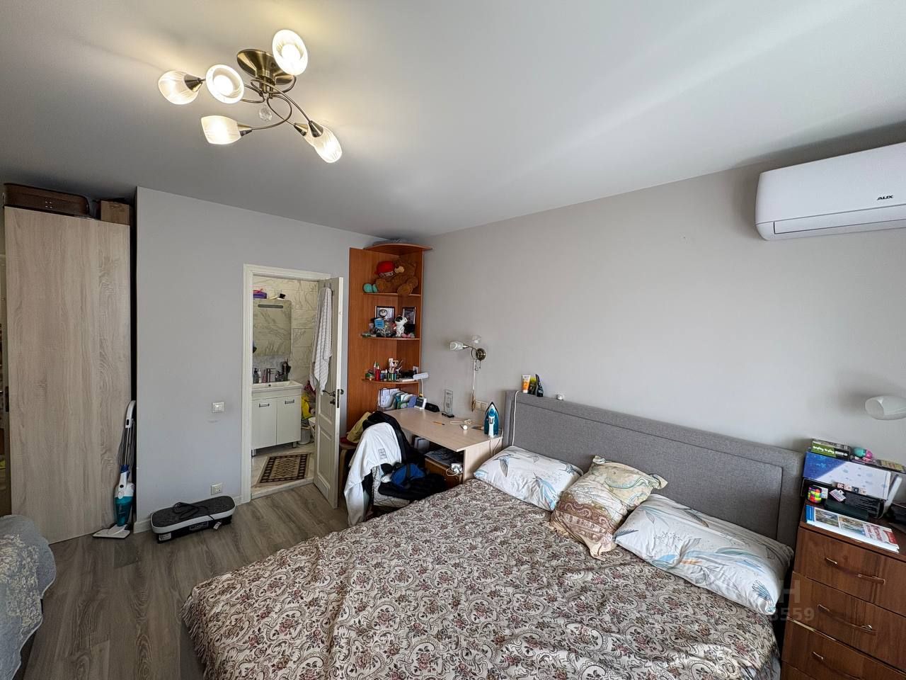 Продажа 5-комн квартиры на вторичном рынке Беговая улица, 32