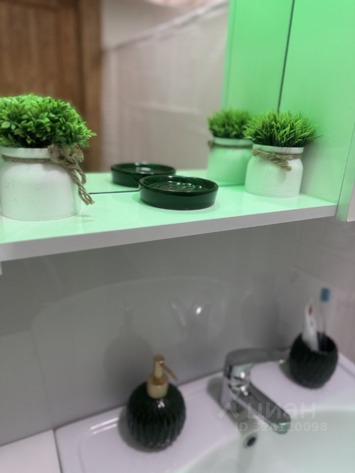 Аренда 2-комн квартиры на вторичном рынке Новопоселковая улица,  д. 9Б