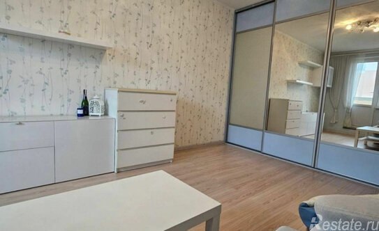 Продажа 2-комн квартиры на вторичном рынке ул Краснодарская,  д. 74,  к. 2