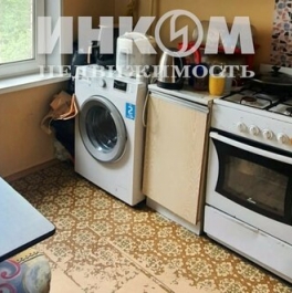 Продажа 3-комн квартиры на вторичном рынке Академическая Б. ул,  д. 77 к1