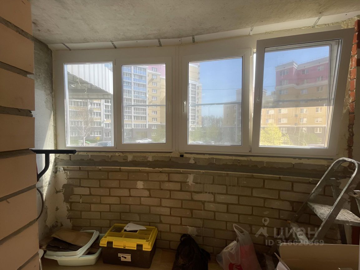 Продажа 2-комн квартиры на вторичном рынке Северный кв-л, д. Сапроново, Купелинка мкр, 1